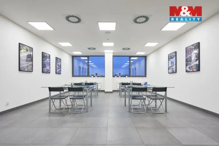 Prodej obchodního prostoru, Zlín, náměstí Míru, 5777 m2