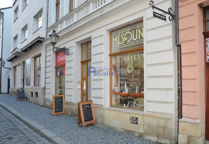 Pronájem obchodního prostoru, Hradec Králové, Tomkova, 60 m2