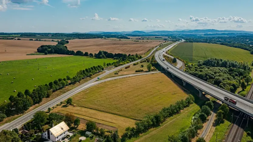 Prodej komerčního pozemku, Bělotín, 9952 m2