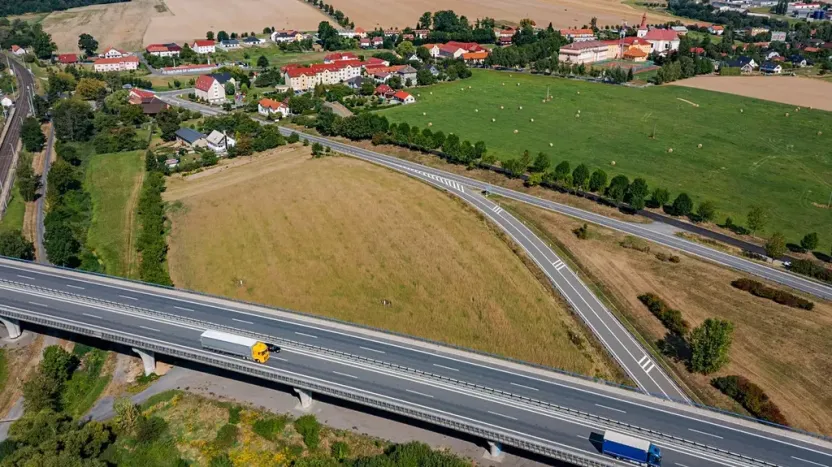 Prodej komerčního pozemku, Bělotín, 9952 m2