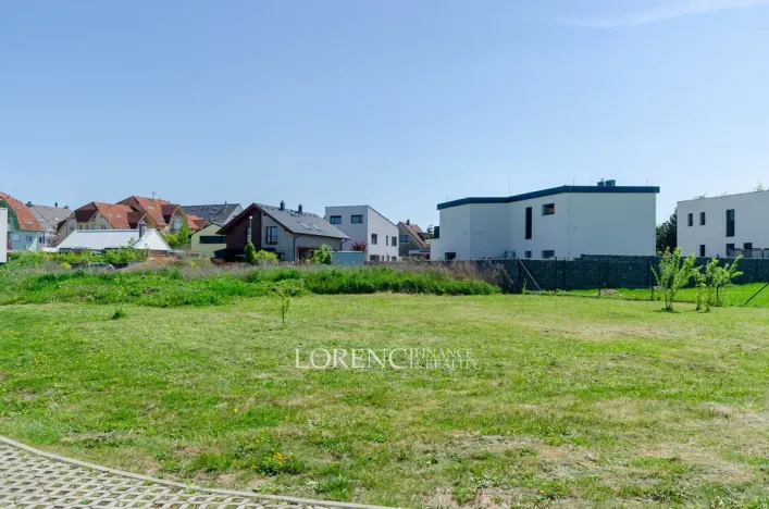 Prodej pozemku, Praha - Kbely, Ponikelská, 707 m2