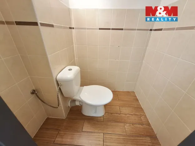 Pronájem obchodního prostoru, Karlovy Vary - Rybáře, Sokolovská, 120 m2