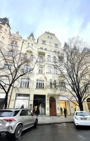 Pronájem kanceláře, Praha - Josefov, Pařížská, 126 m2