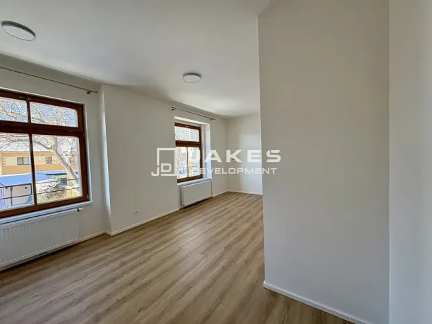 Pronájem bytu 1+kk, Praha - Liboc, Jenečská, 27 m2