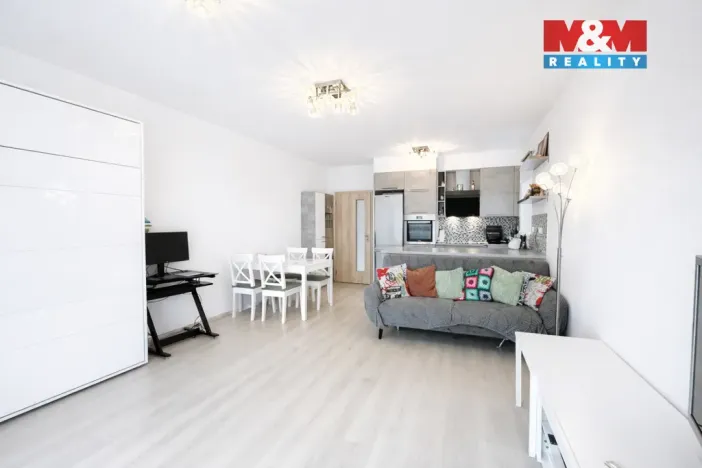 Prodej bytu 2+kk, Praha, Lošáková, 67 m2