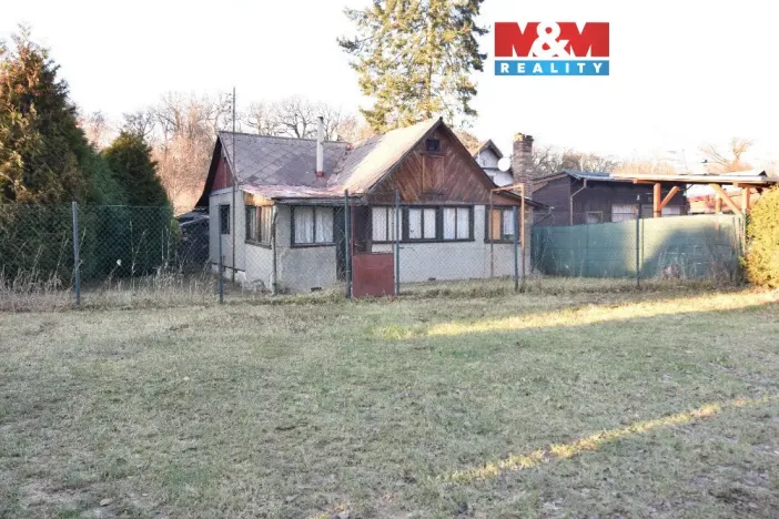 Prodej chaty, Káraný, 43 m2