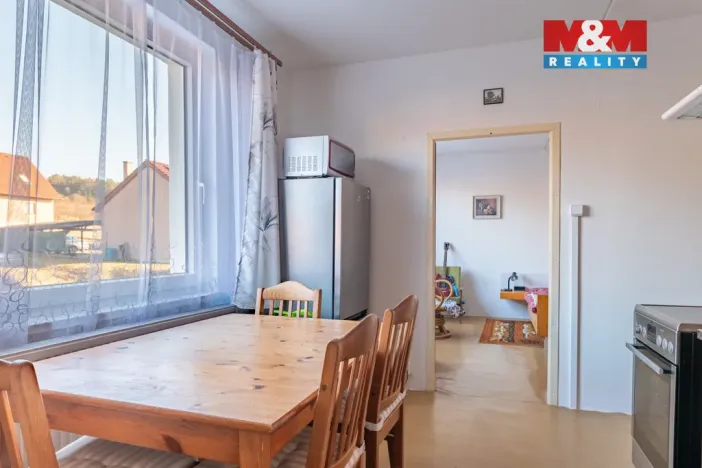 Prodej bytu 3+1, Nezamyslice, 75 m2