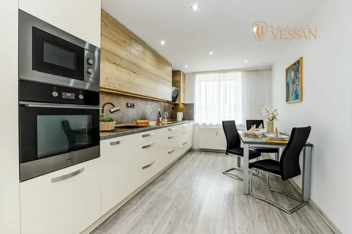 Prodej bytu 5+1, Praha - Podolí, Pravá, 121 m2