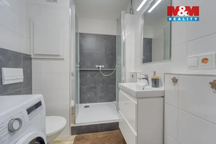 Prodej bytu 1+1, Žatec, Pražská, 36 m2