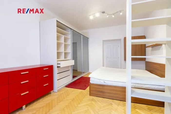 Pronájem bytu 2+kk, Pardubice, Bubeníkova, 50 m2