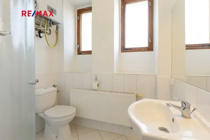 Pronájem bytu 2+kk, Pardubice, Bubeníkova, 50 m2