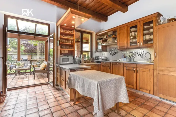 Prodej rodinného domu, Bříství, 375 m2