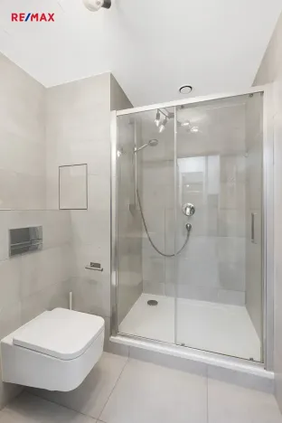 Pronájem bytu 1+kk, Praha - Košíře, Naskové, 33 m2