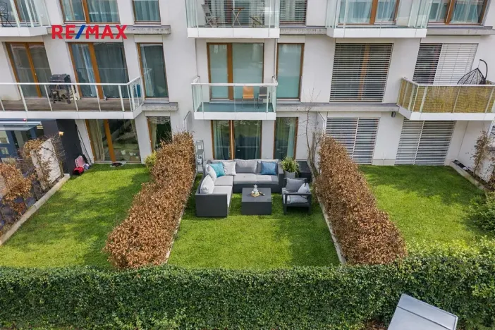 Pronájem bytu 1+kk, Praha - Košíře, Naskové, 33 m2