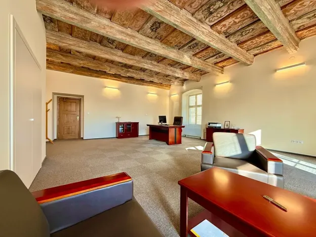 Pronájem kanceláře, Jihlava, Komenského, 61 m2