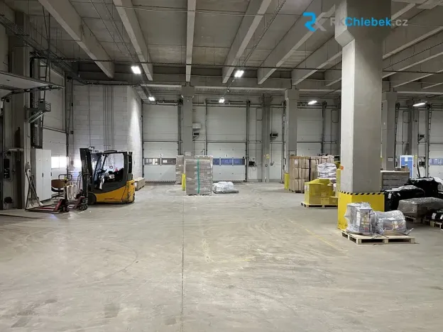 Pronájem skladu, Frýdek-Místek, Svazarmovská, 836 m2