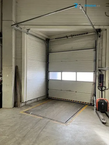 Pronájem skladu, Frýdek-Místek, Svazarmovská, 836 m2