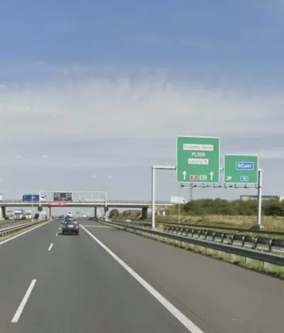 Pronájem komerčního pozemku, Praha, 800 m2