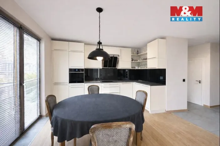 Prodej bytu 3+kk, Praha - Hrdlořezy, Nad Smetankou, 97 m2