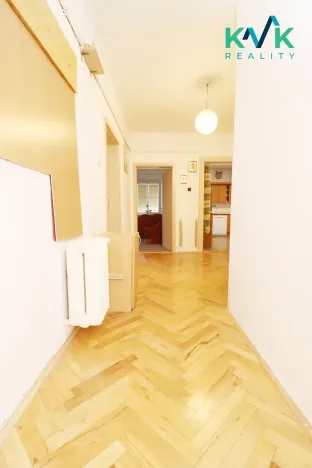 Prodej bytu 3+1, Karlovy Vary, Jiráskova, 104 m2