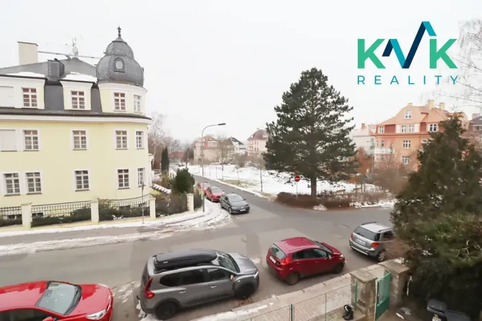 Prodej bytu 3+1, Karlovy Vary, Jiráskova, 104 m2