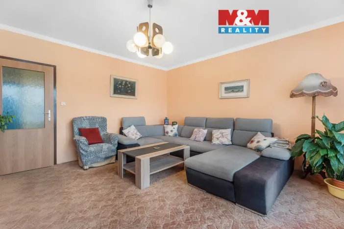 Prodej bytu 4+1, Teplice - Trnovany, Masarykova třída, 87 m2