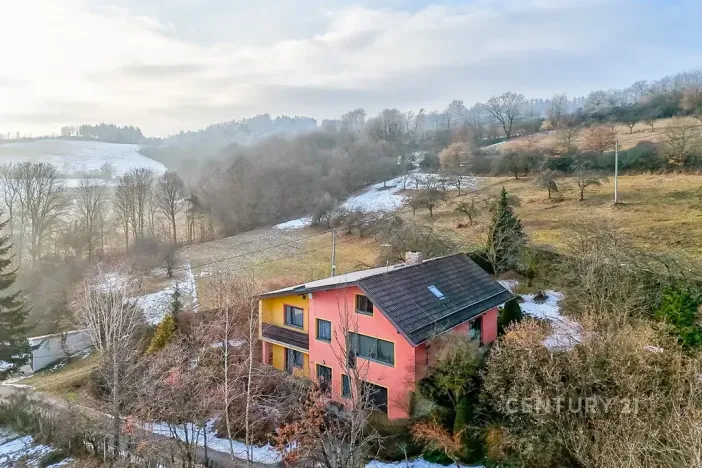 Prodej rodinného domu, Stráž, 320 m2