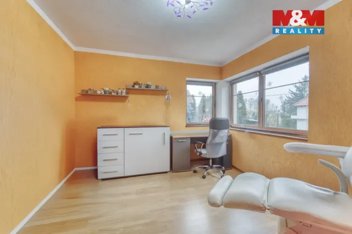 Prodej rodinného domu, Dolany, 157 m2