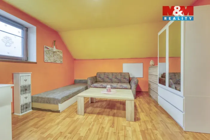 Prodej rodinného domu, Dolany, 157 m2