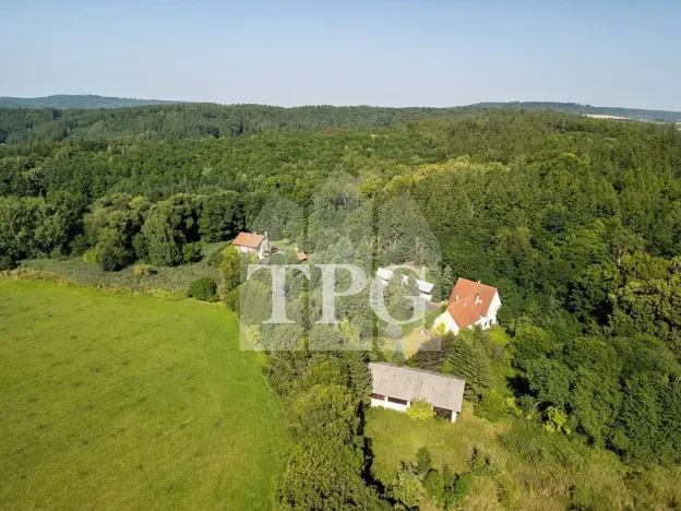 Prodej pozemku pro bydlení, Deštnice, 4068 m2