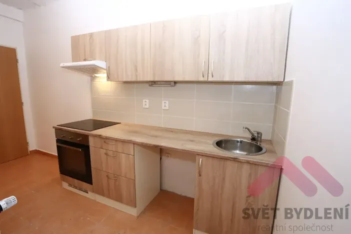 Pronájem bytu 2+1, Praha - Vršovice, Tolstého, 43 m2