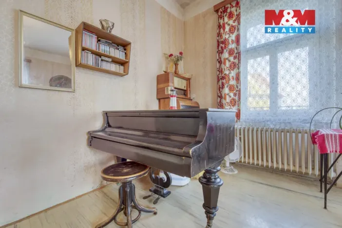 Prodej bytu 2+1, Černošice, Komenského, 109 m2