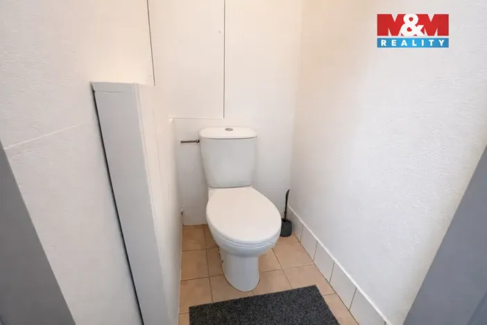 Pronájem bytu 2+1, Trutnov - Horní Předměstí, Na Kopečku, 58 m2