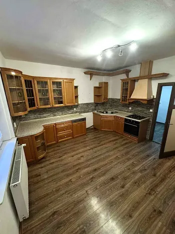 Pronájem rodinného domu, Chomutov, Dobrovského, 80 m2