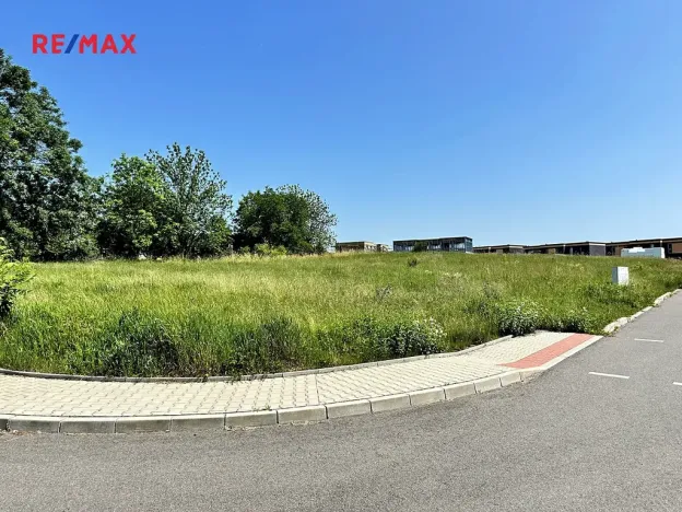 Prodej pozemku pro bydlení, Třebusice, 843 m2