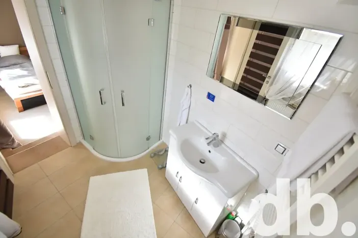 Pronájem bytu 3+kk, Karlovy Vary, Počernická, 140 m2