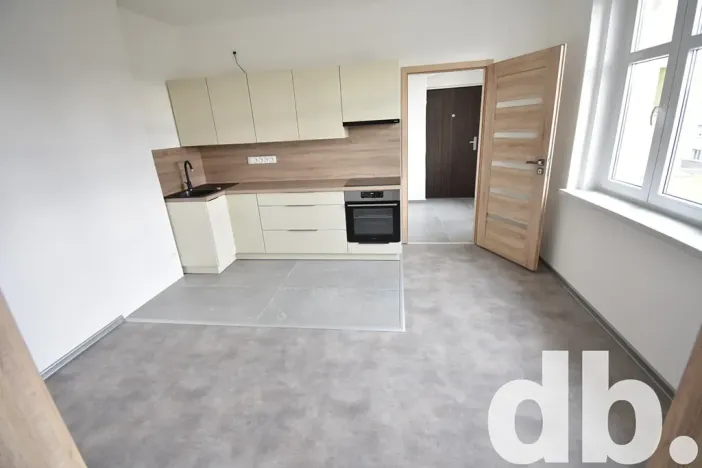 Pronájem bytu 2+kk, Karlovy Vary, Rohová, 45 m2