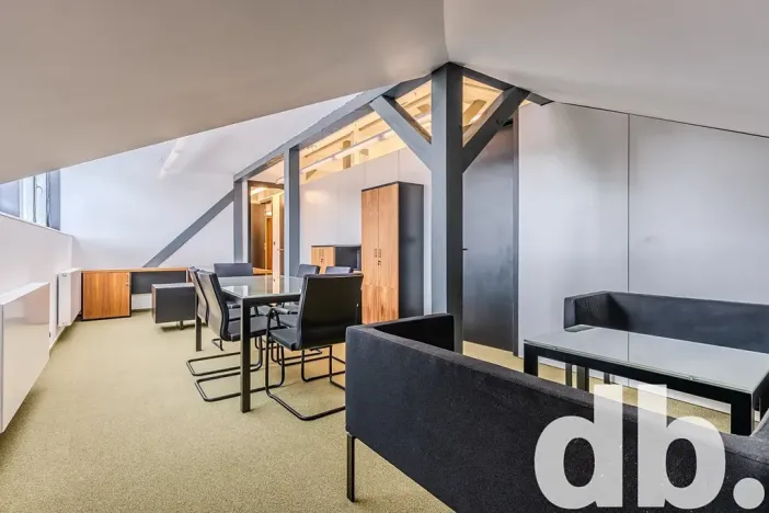 Pronájem kanceláře, Cheb, 26. dubna, 260 m2