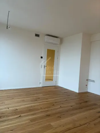 Pronájem bytu 2+kk, Praha - Radlice, U Komína, 45 m2