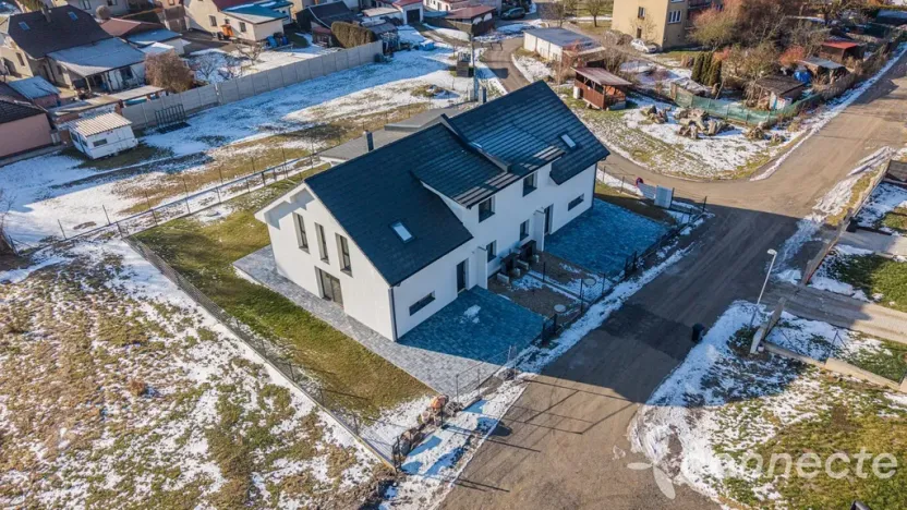 Prodej rodinného domu, Klenovice, 286 m2