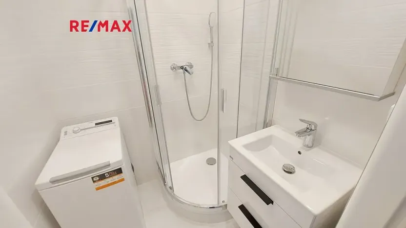 Pronájem bytu 2+1, Mladá Boleslav, náměstí Republiky, 53 m2