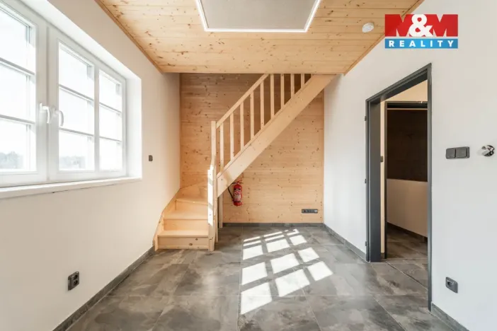 Prodej rodinného domu, Albrechtice v Jizerských horách, 128 m2