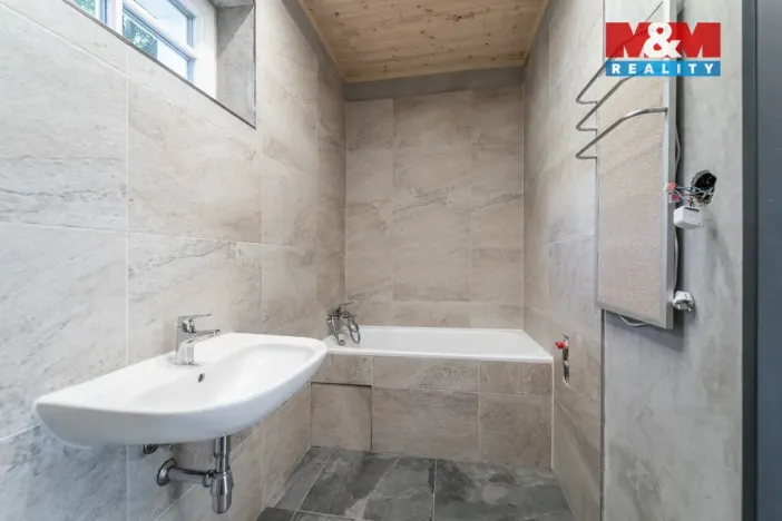 Prodej rodinného domu, Albrechtice v Jizerských horách, 128 m2