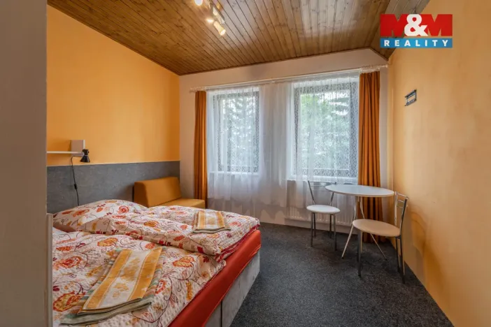 Prodej rodinného domu, Benecko, 224 m2