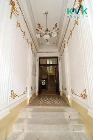 Prodej bytu 1+kk, Karlovy Vary, Sadová, 50 m2