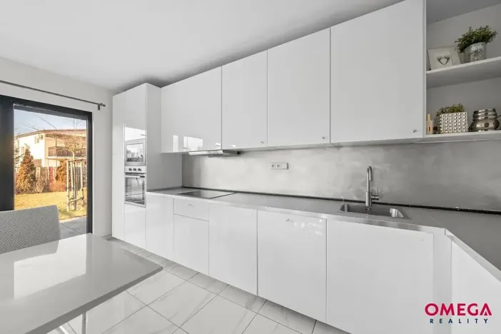 Prodej rodinného domu, Sulice, K Hájku, 212 m2