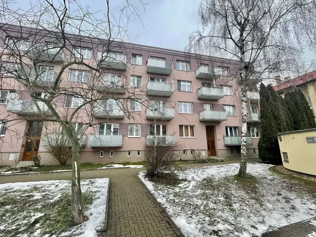 Pronájem bytu 1+kk, Lovosice, Sady pionýrů, 22 m2