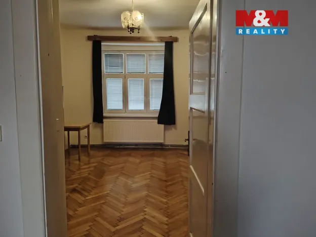 Pronájem bytu 1+1, Benešov, Husova, 52 m2