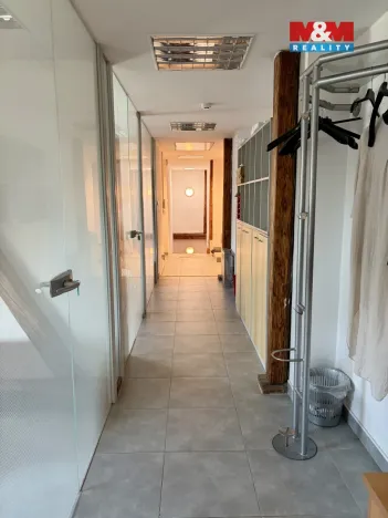 Pronájem kanceláře, Pardubice - Zelené Předměstí, Štefánikova, 96 m2