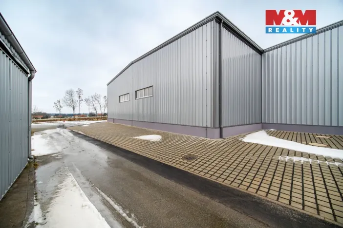 Pronájem skladu, Cerekvice nad Loučnou, 784 m2